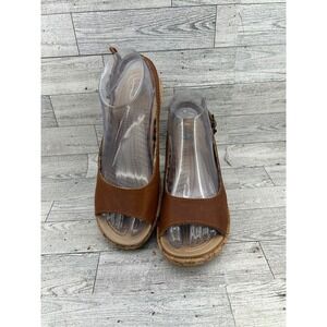 Crocs Leigh Brown Cork Wrap Wedge Sandals Women Sz 7 Slingback Peep Toe Comfort